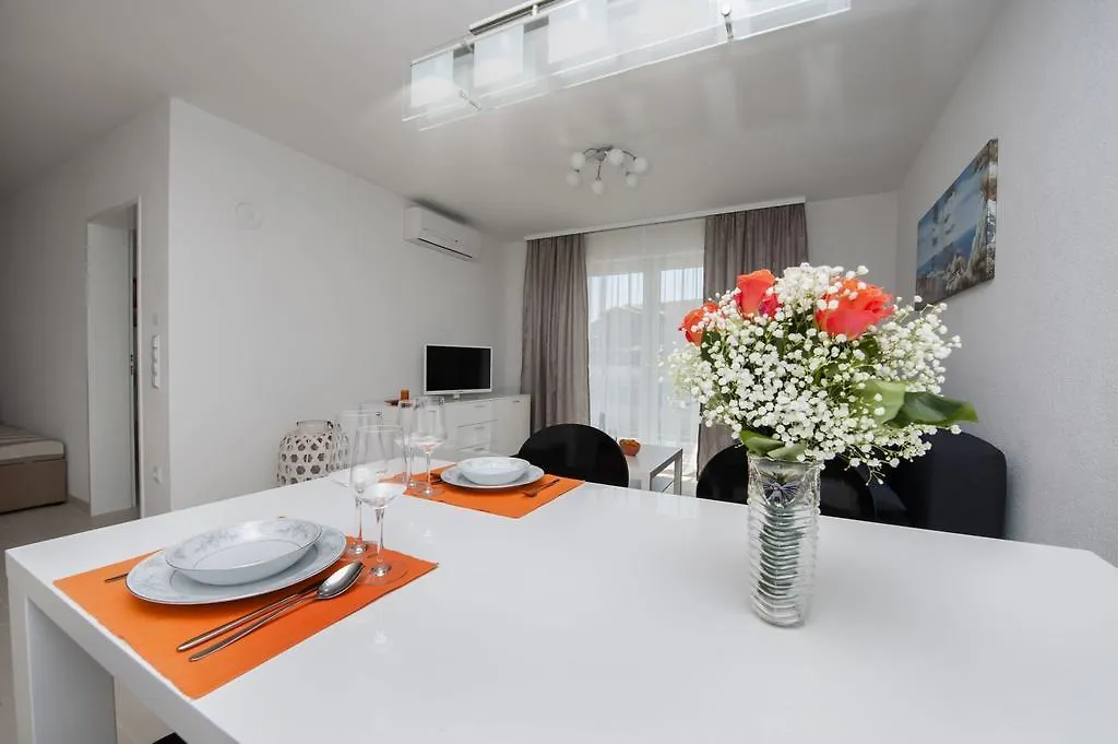 Apartments Anamar Rovinj 0*,